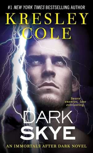 کتاب Dark Skye (آسمان تاریک) نسخه انگلیسی PDF | کرسلی کول