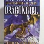کتاب Dragongirl (دختر اژدها) نسخه انگلیسی PDF | آن مک‌کافری