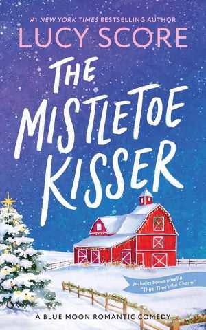 کتاب The Mistletoe Kisser (بوسه‌زن دارواش) نسخه انگلیسی PDF | Lucy Score