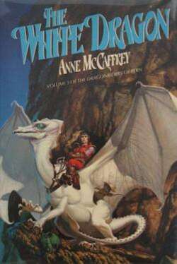 کتاب The White Dragon (اژدهای سفید) نسخه انگلیسی PDF | آن مک‌کافری